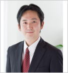 講師